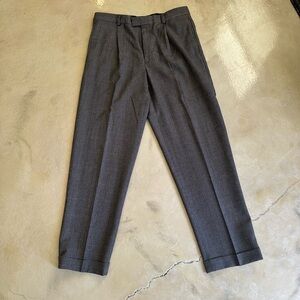 Eddie Bauer Plaid Dress Pants 33x32 Pleated Business Casual Trousers